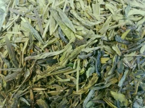 Lung Ching Drachenbrunnen Tee